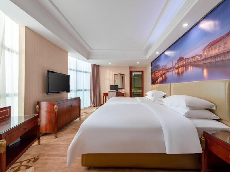 Vienna Hotel Shenzhen Songgang Shajiang Road Eksteriør billede